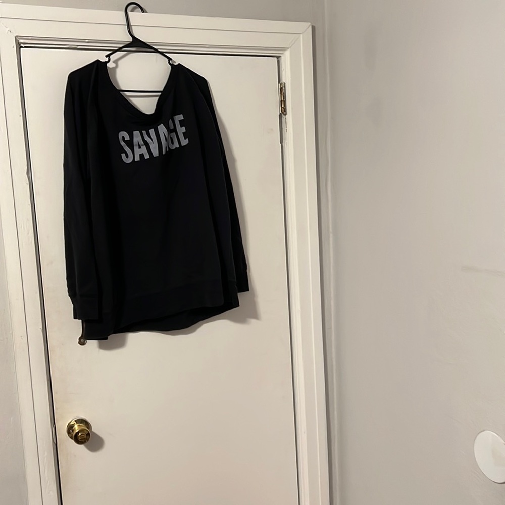 Thin slouchy sweatshirt